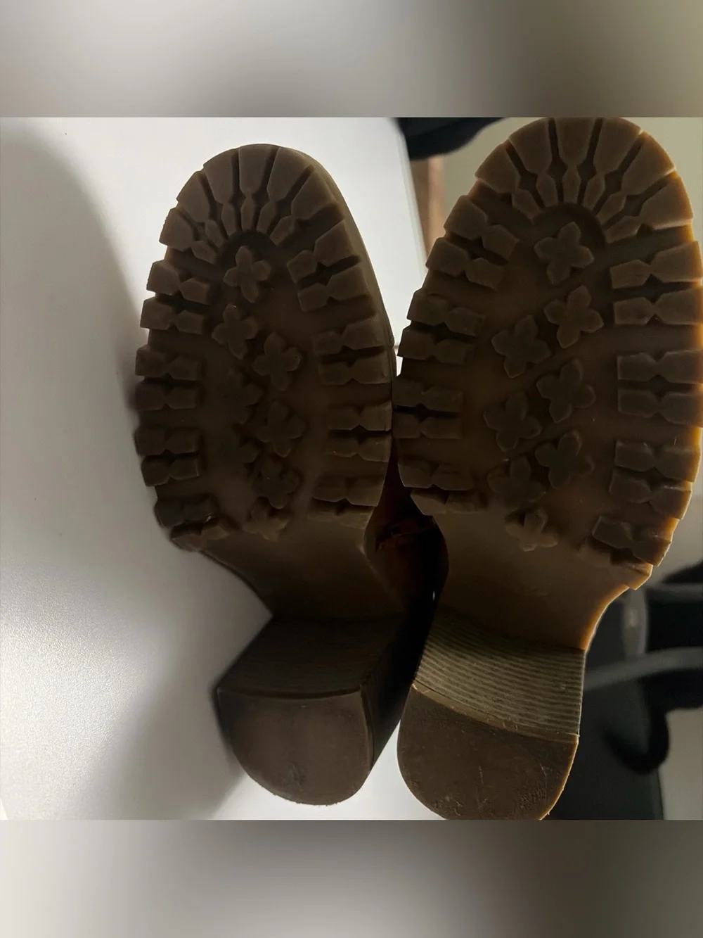 GBG G by Guess Jaydyn Brown Tan Lace-Up Heeled Combat Ankle Boots - Picture 7 of 7